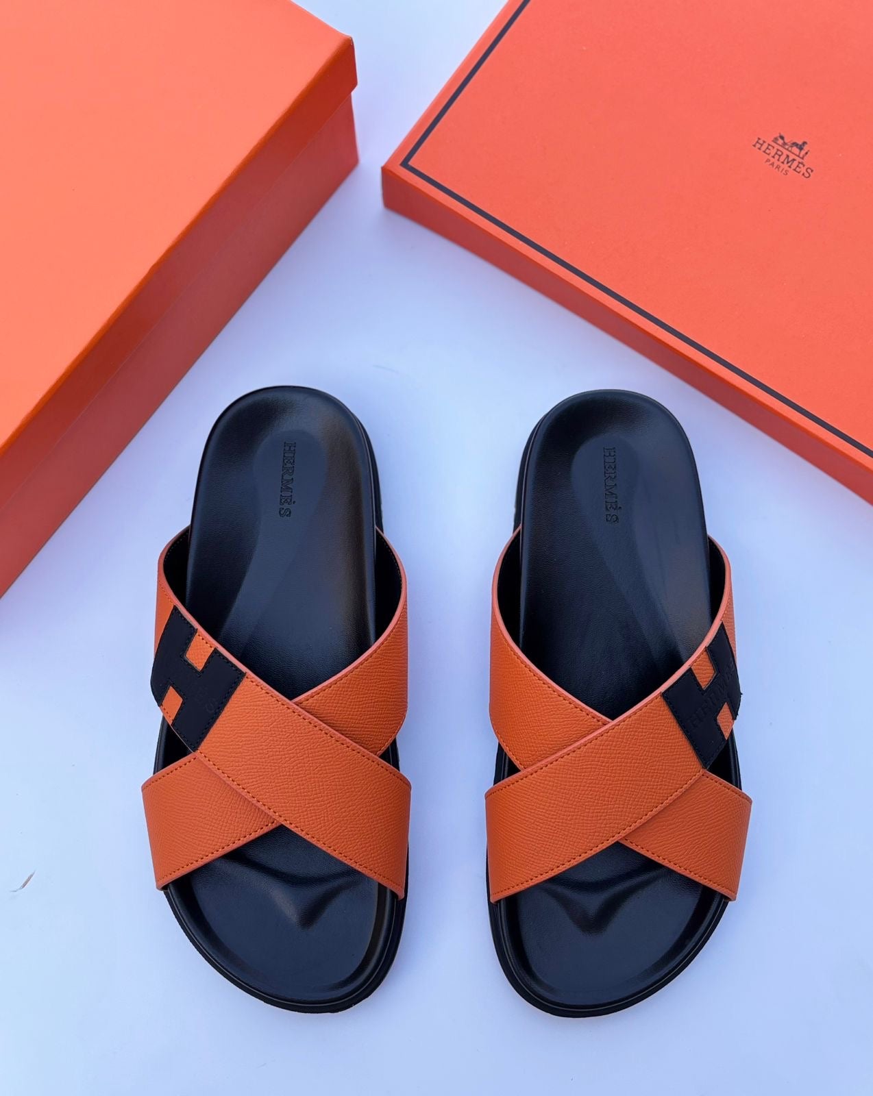 Hermes Slipper Black/Orange