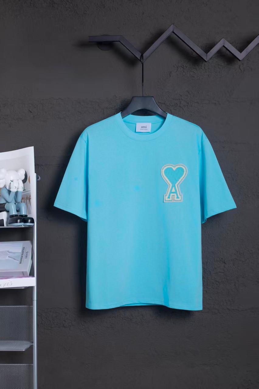 Ami de Cœur Tees
