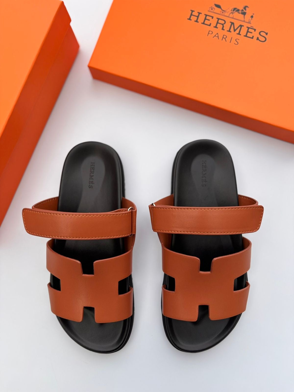 Hermes Slipper Black/Orange